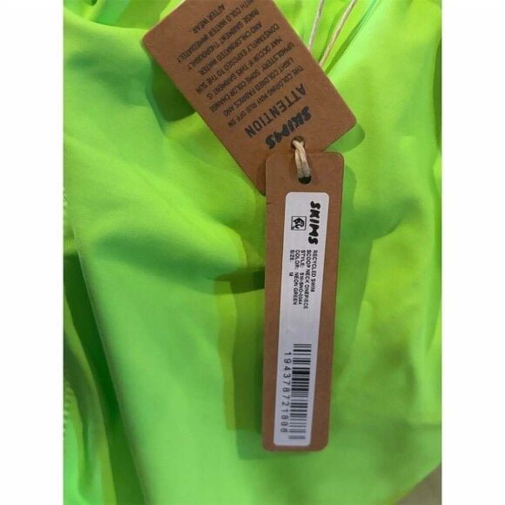 SKIMS Recycled Collection Signature Scoop Bathing Suit in Neon Green Size M NWT - Picture 5 of 5